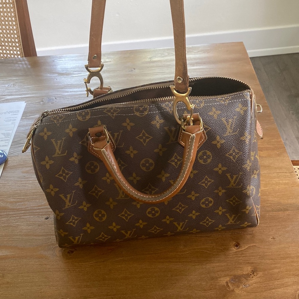 Vintage Louis Vuitton crossbody- authentic